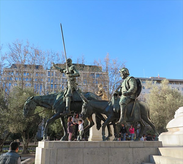 082-Памятник Сервантесу